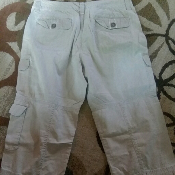 Capris - Picture 2 of 4